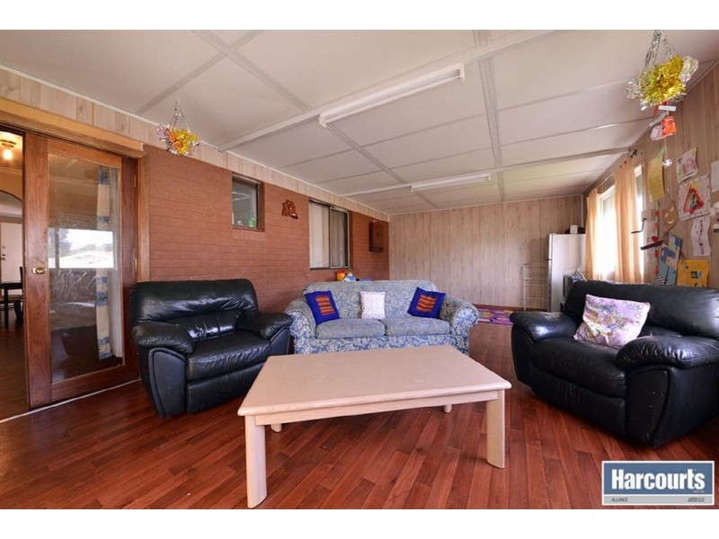 35 Eddystone Avenue, Craigie WA 6025