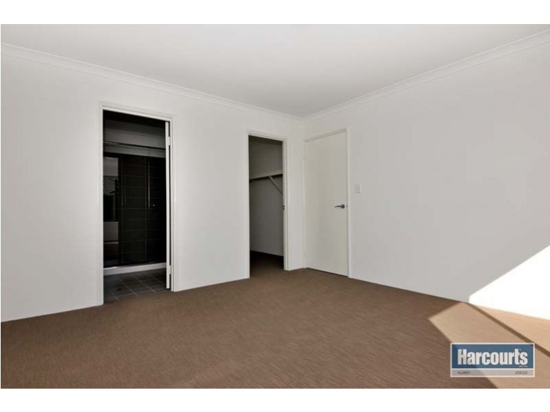 9 Eolian Loop, Caversham WA 6055