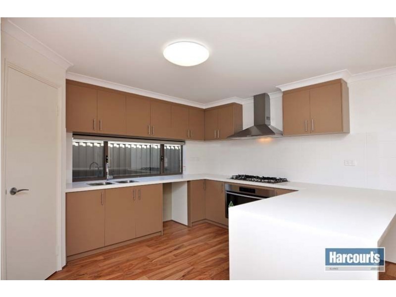 9 Eolian Loop, Caversham WA 6055