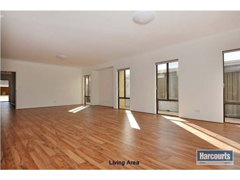 9 Eolian Loop, Caversham WA 6055