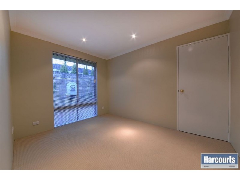 17 Doncaster Square, Currambine WA 6028