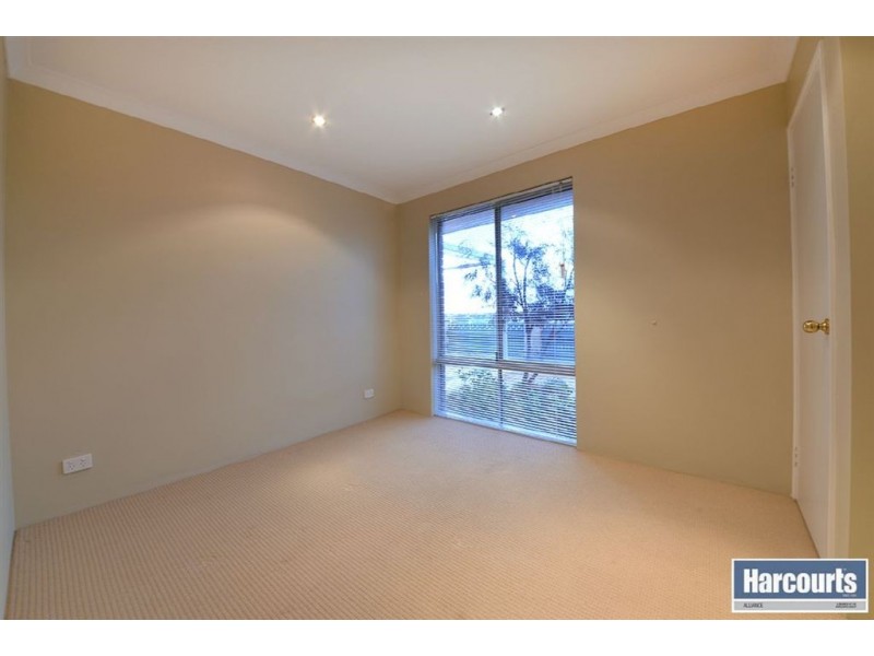 17 Doncaster Square, Currambine WA 6028