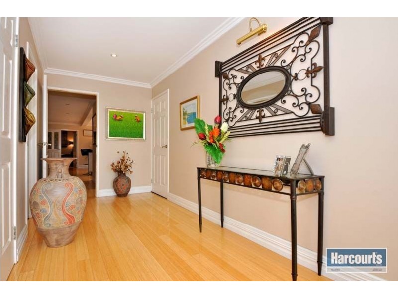 4 Balliol Elbow, Kinross WA 6028