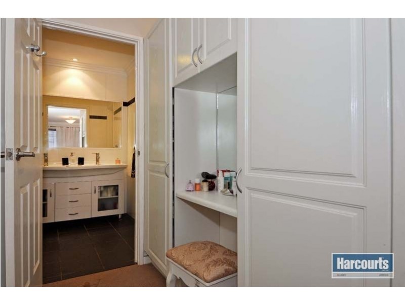 4 Balliol Elbow, Kinross WA 6028