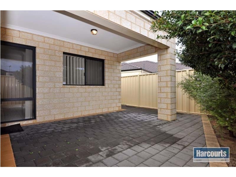 67 Oakdene Drive, Madeley WA 6065