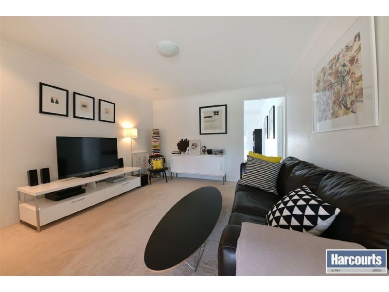 6 Doncaster Square, Currambine WA 6028