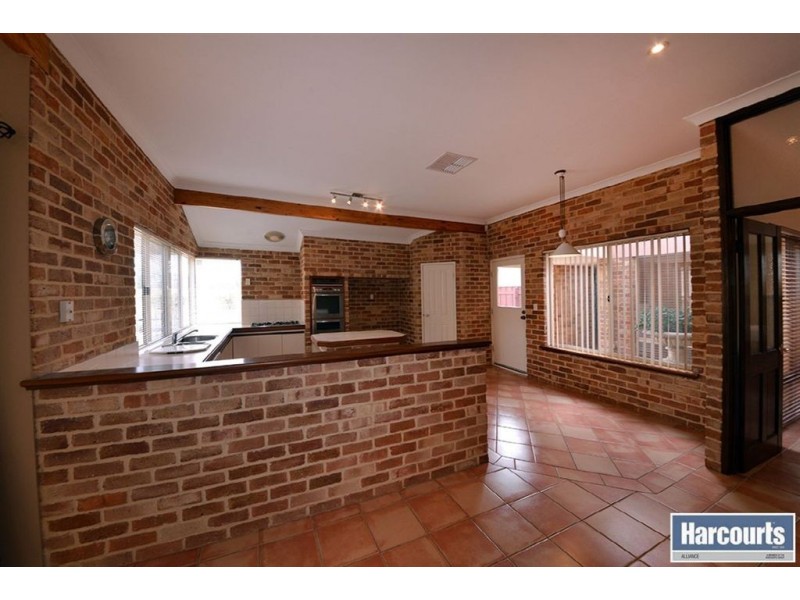 24 Wilcannia Elbow, Currambine WA 6028