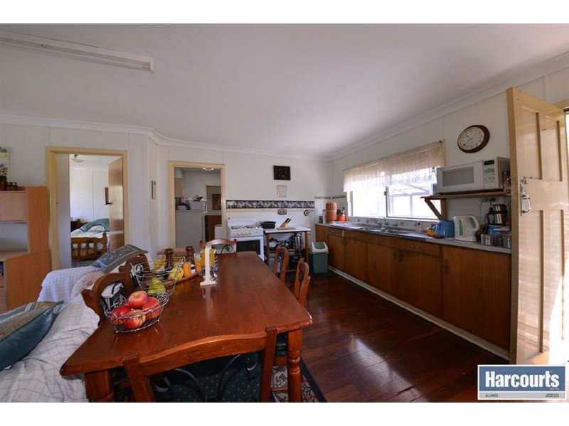 61 Hackney Way, Yanchep WA 6035