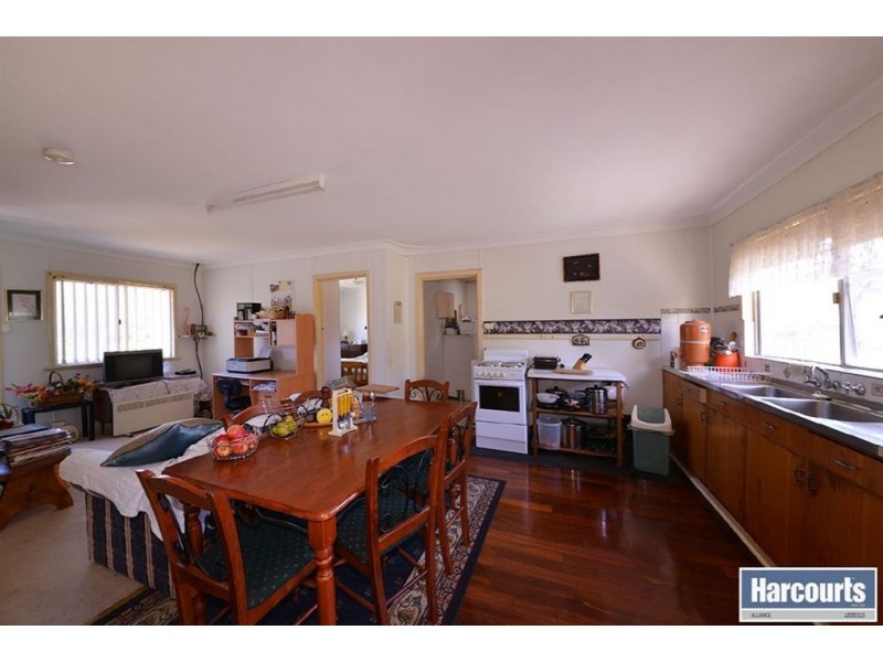 61 Hackney Way, Yanchep WA 6035