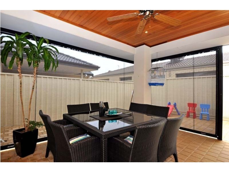 23 Lairbeck Street, Darch WA 6065