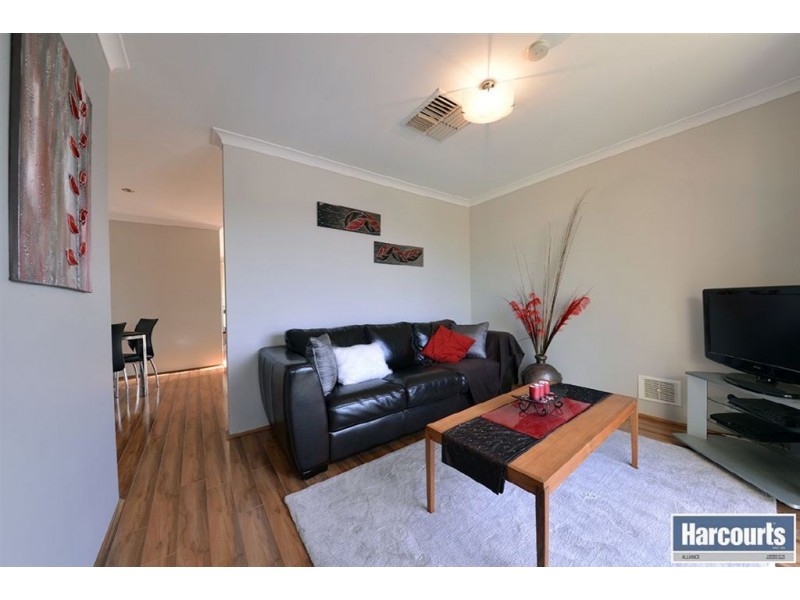 7 Canopy Court, Banksia Grove WA 6031