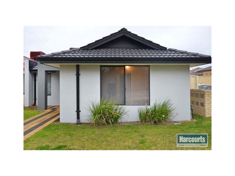 4/9 Cooper Street, Madeley WA 6065