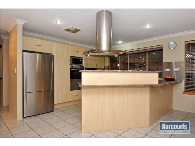 16 Coldlake Court, Joondalup WA 6027