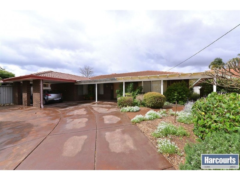 12 Mundi Place, Wanneroo WA 6065