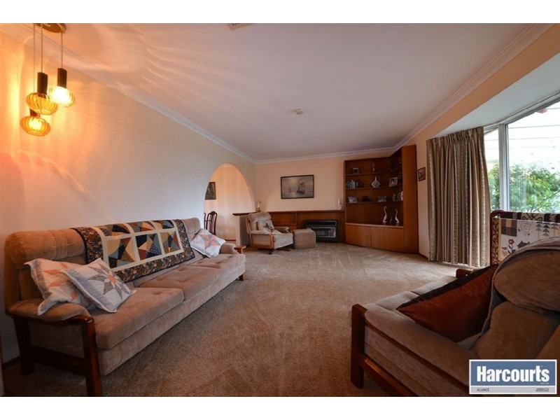 12 Mundi Place, Wanneroo WA 6065