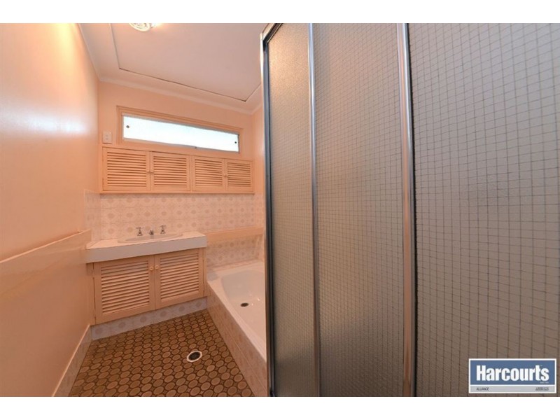 12 Mundi Place, Wanneroo WA 6065