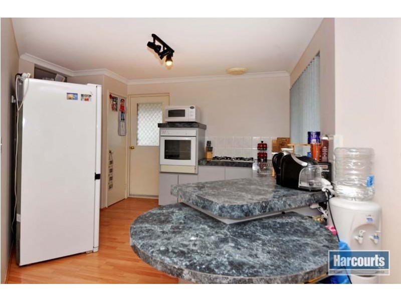 3 Fenwick Mews, Kinross WA 6028