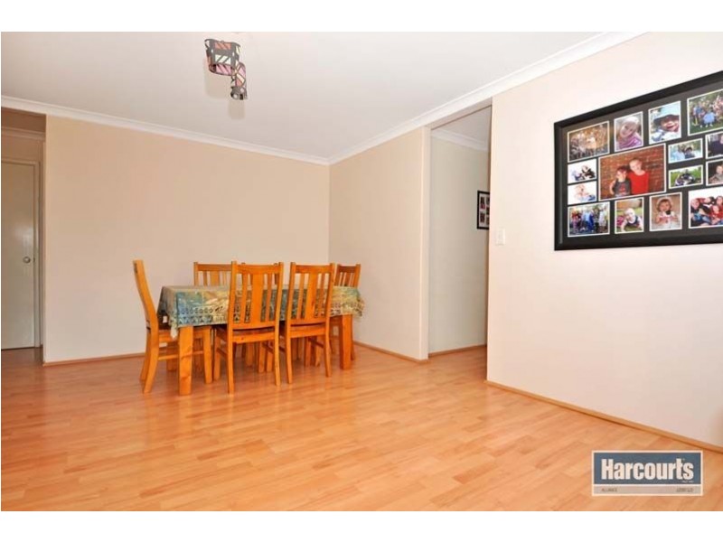 3 Fenwick Mews, Kinross WA 6028