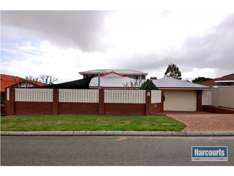7 Placid Court, Joondalup WA 6027