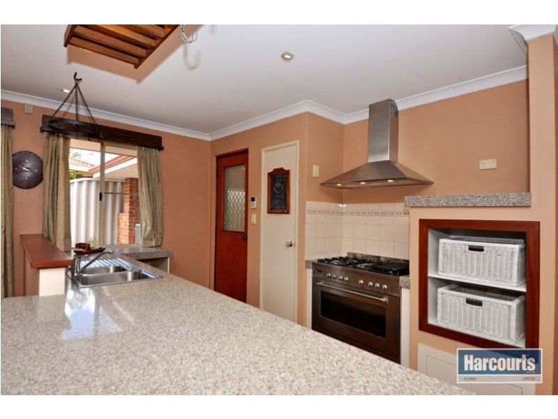 7 Placid Court, Joondalup WA 6027