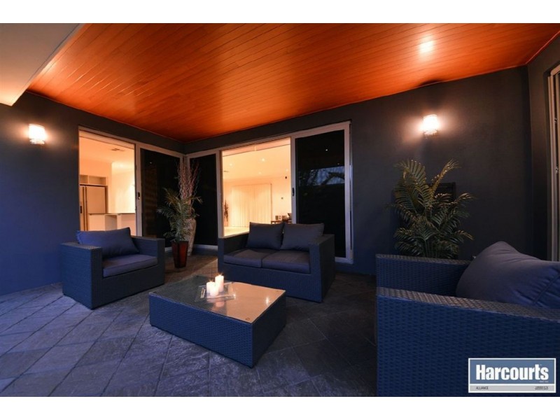 15 Rousham Road, Landsdale WA 6065