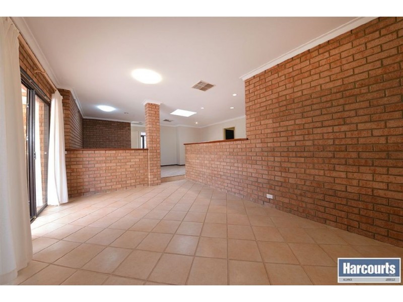 26 Leeway Drive, Ocean Reef WA 6027