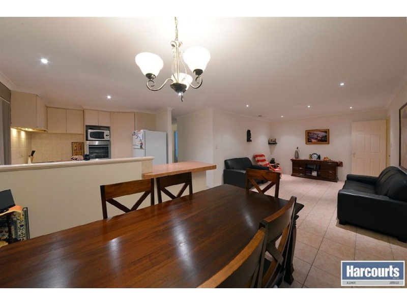 34 Royal Scot Loop, Currambine WA 6028