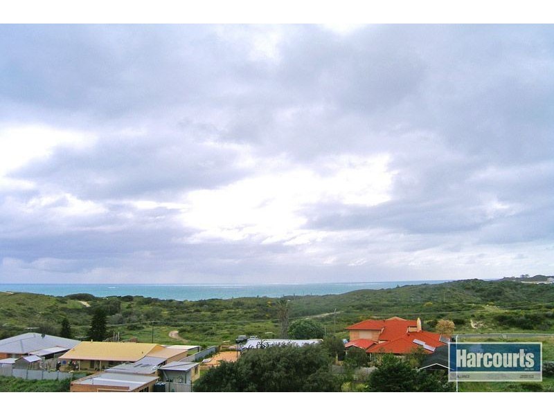 41 Wilkie Avenue, Yanchep WA 6035