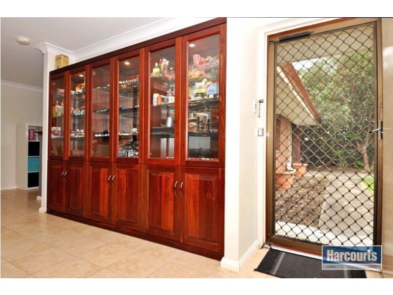3 Turnatt Way, Wanneroo WA 6065
