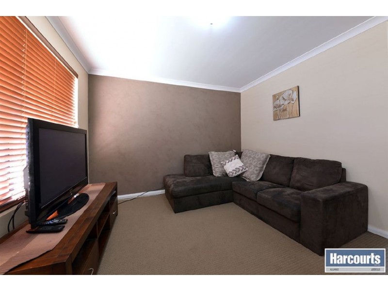 15 Sessilis Road, Banksia Grove WA 6031