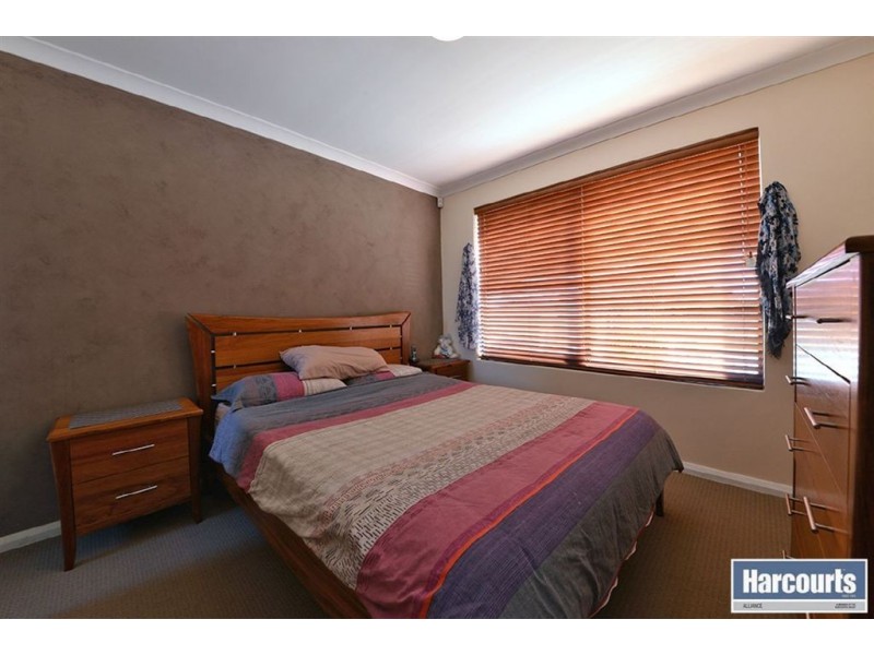 15 Sessilis Road, Banksia Grove WA 6031