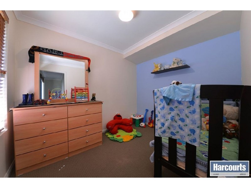 15 Sessilis Road, Banksia Grove WA 6031