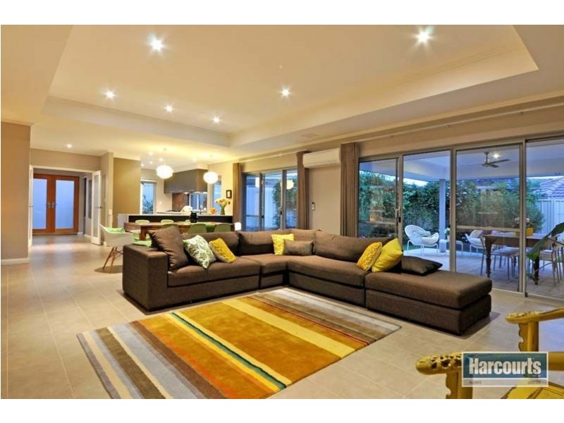 12 Gemini Way, Madeley WA 6065