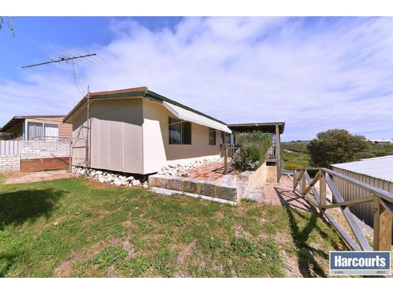 10 Newman Road, Yanchep WA 6035