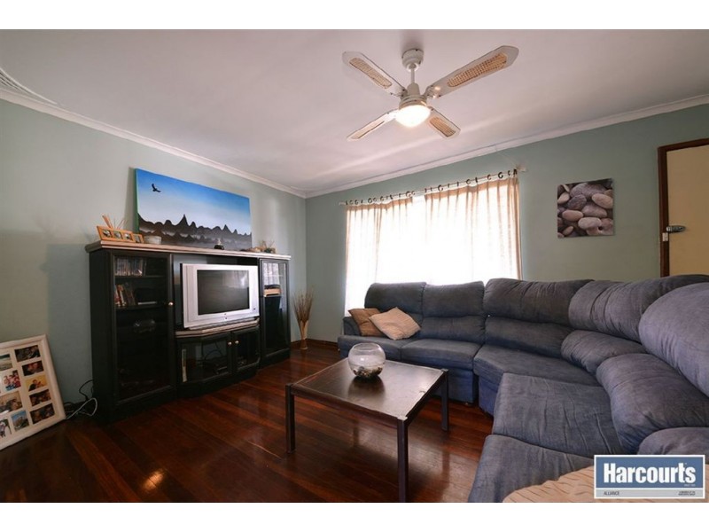 10 Newman Road, Yanchep WA 6035