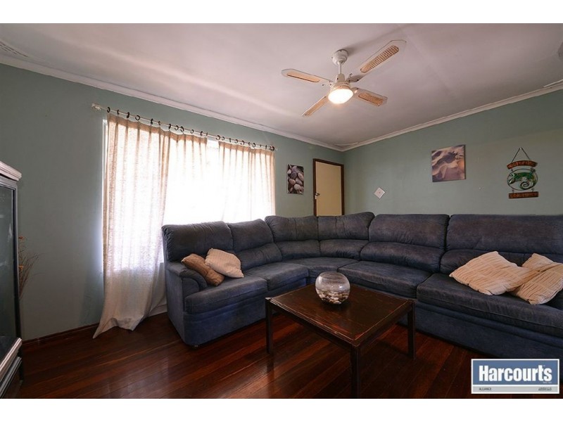 10 Newman Road, Yanchep WA 6035