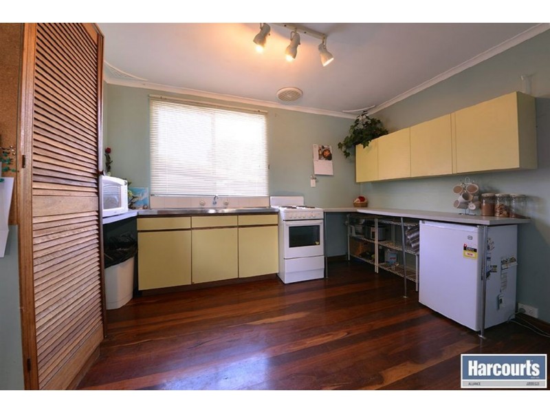 10 Newman Road, Yanchep WA 6035