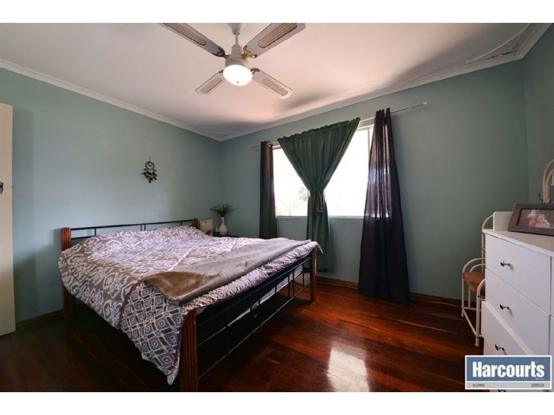 10 Newman Road, Yanchep WA 6035