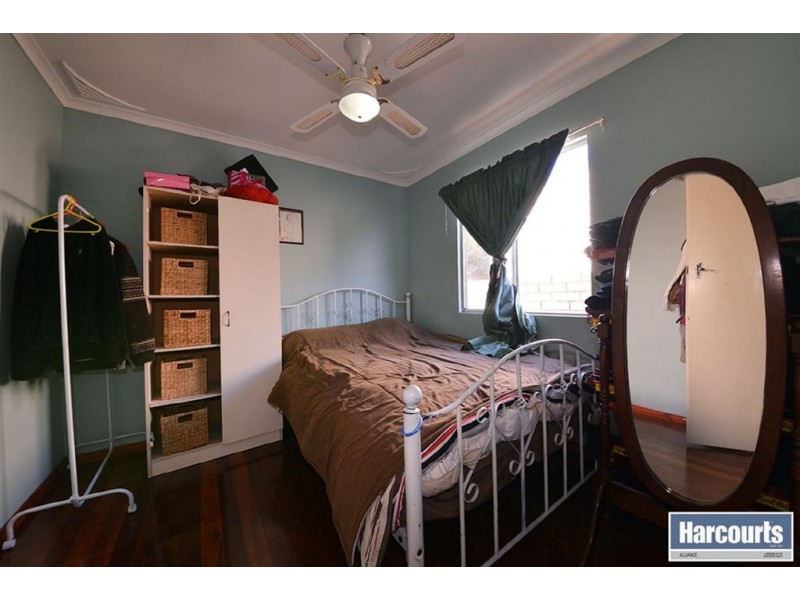 10 Newman Road, Yanchep WA 6035