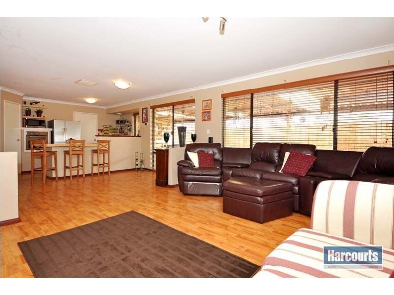 44 Coatbridge Circuit, Kinross WA 6028