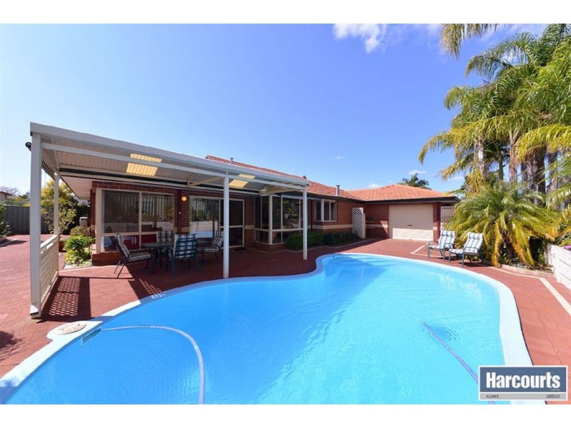 2 Woodbury Mews, Landsdale WA 6065