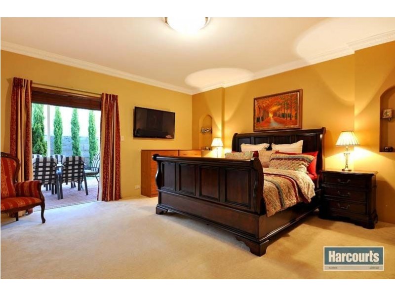 65 Regency Avenue, Madeley WA 6065