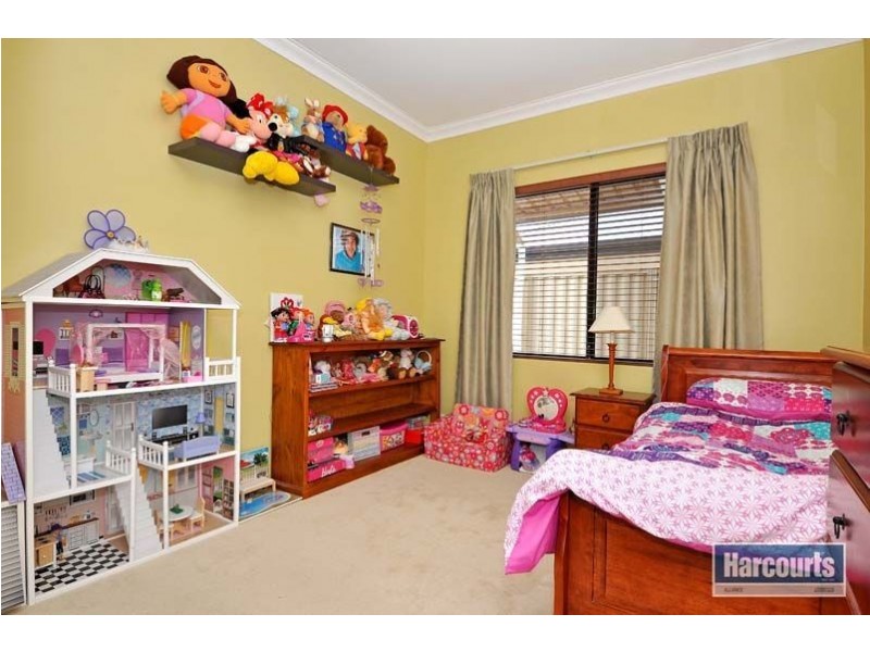 65 Regency Avenue, Madeley WA 6065