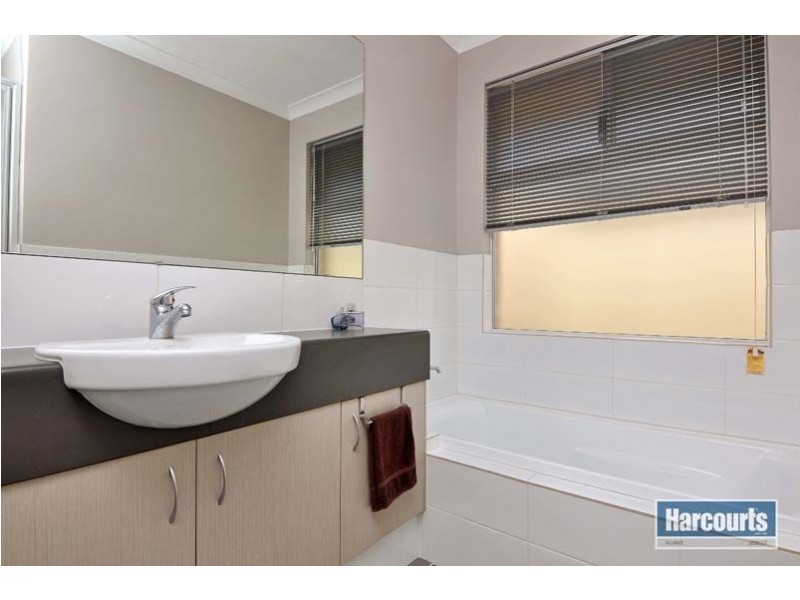 3 Botev Lane, Madeley WA 6065