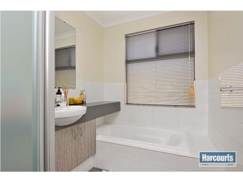 1 Botev Lane, Madeley WA 6065