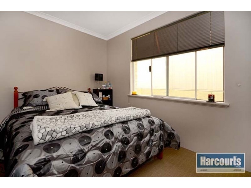 41 Gnangara Road, Madeley WA 6065