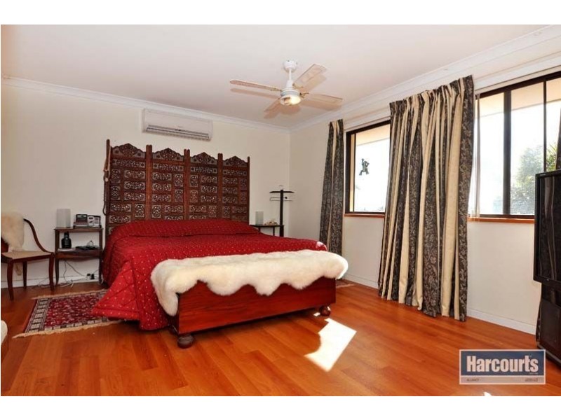 11 Mead Cove, Ocean Reef WA 6027