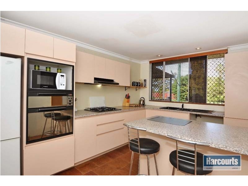 24 Winship Avenue, Wanneroo WA 6065