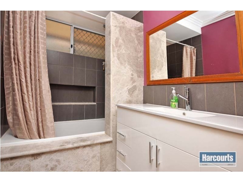 24 Winship Avenue, Wanneroo WA 6065