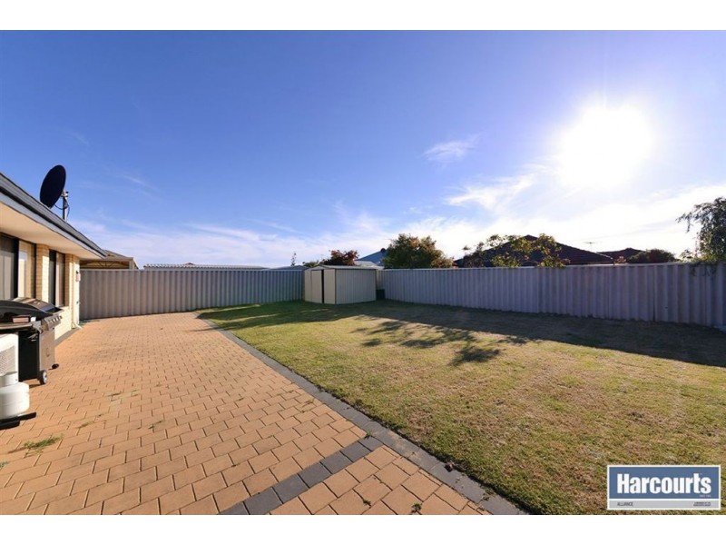 6 Gardneri Way, Banksia Grove WA 6031